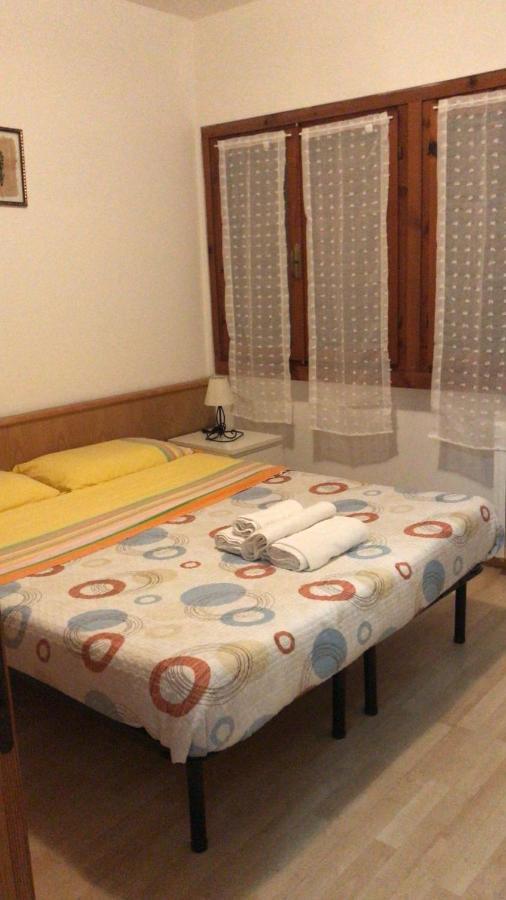 Appartamento Comodo Al Lago E Gardaland Castelnuovo del Garda Exterior foto